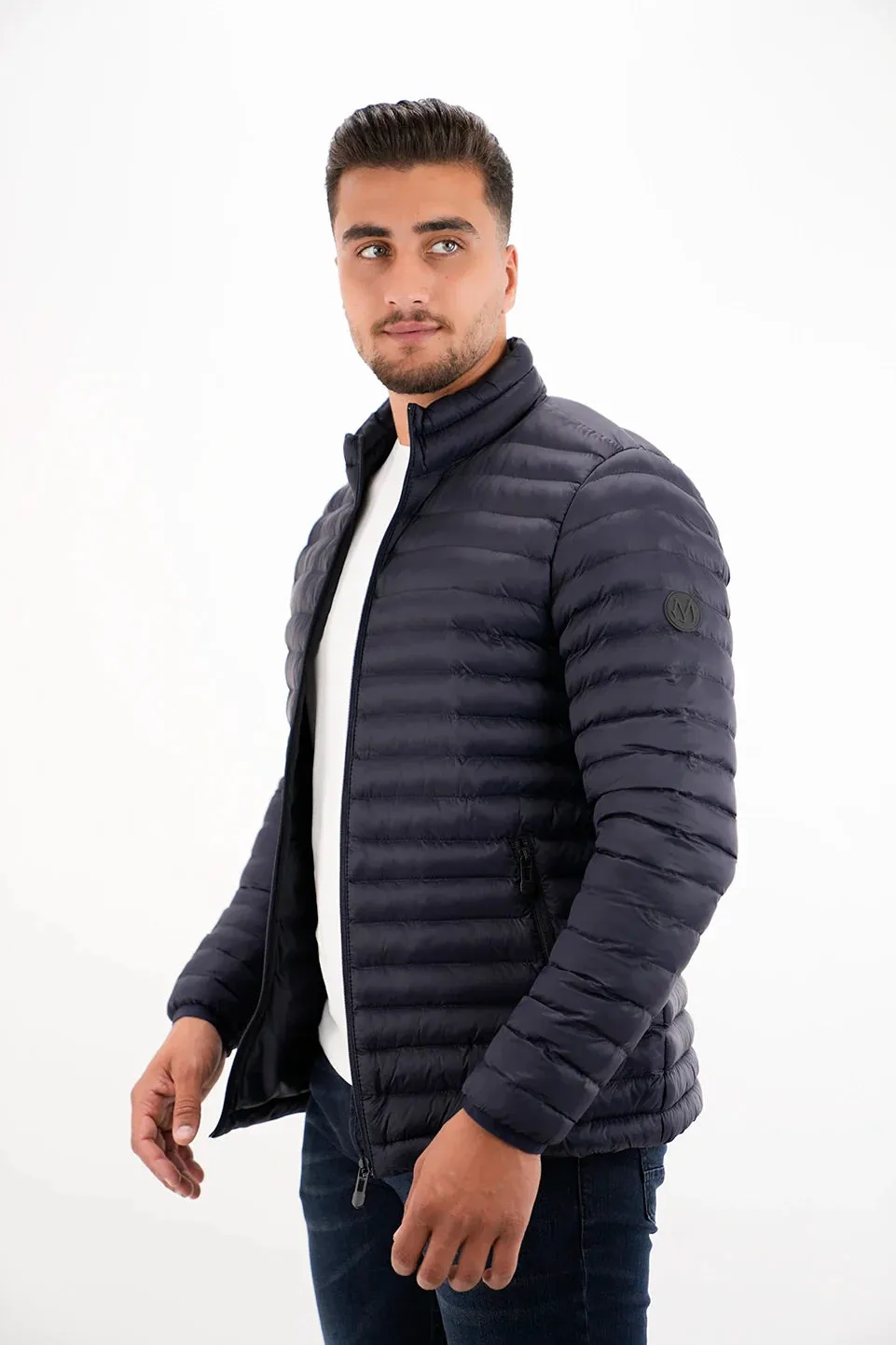 Navy Puffer Jacket With Zipper To Close